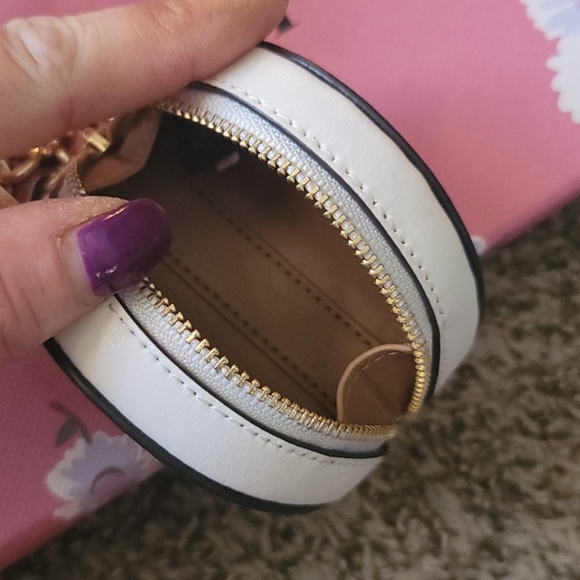 Brand new coach keycharm - Picture 3 of 3